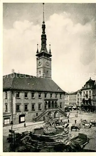 AK / Ansichtskarte Olmuetz_Olomouc_CZ Rathaus m. d. Caesarbrunnen 