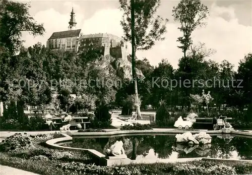 AK / Ansichtskarte Nitra_Slovakia Parkanlage m. Blick z. Schloss Festung 