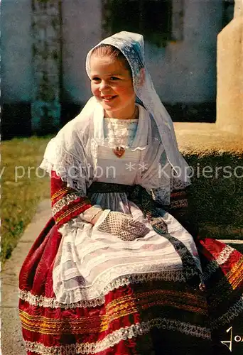 AK / Ansichtskarte Leon_40_Landes Costume du Leon Fillette en costume de Plouguerneau et de la region 