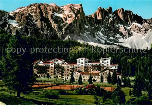 AK / Ansichtskarte Latemar Karst Seehotel m. Latemar Latemar