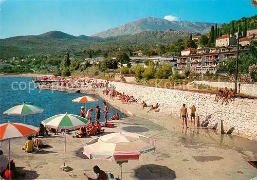 AK / Ansichtskarte Herceg_Novi_Serbia Strandpartie 