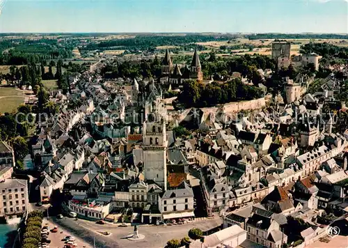 AK / Ansichtskarte Loches_37_Indre et Loire Fliegeraufnahme Schloss u. d. St Antoine Turm 