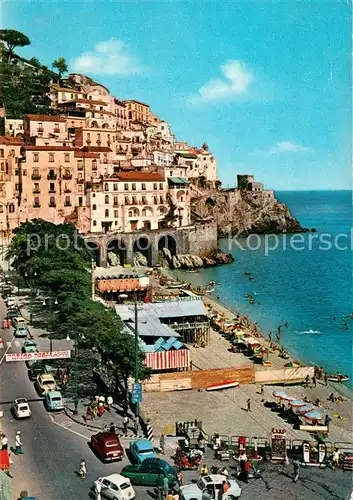 AK / Ansichtskarte Amalfi_IT Scorcio panoramico e spiaggia 