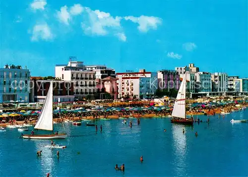 AK / Ansichtskarte Cattolica__Provincia_Rimini_IT Alberghi e Spiaggia visti dal mare 