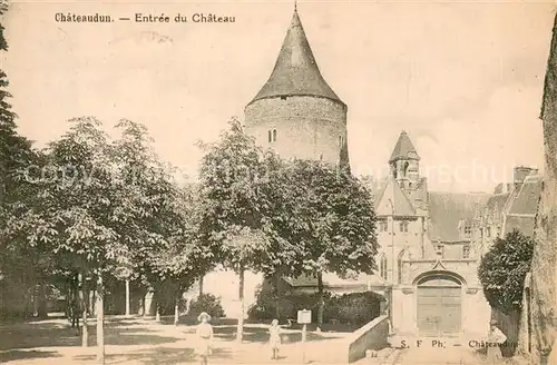 AK / Ansichtskarte Chateaudun_28_Eure et Loir Entree du Chateau 