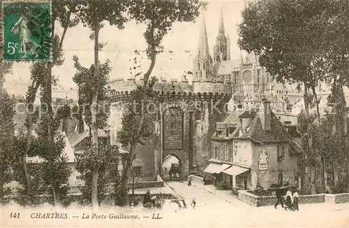 AK / Ansichtskarte Chartres_28 La Porte Guillaume Cathedrale 