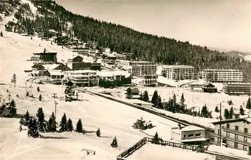 AK / Ansichtskarte Courchevel Vue partialle de la Station vers la foret du Praz et les immeubles Courchevel