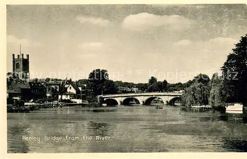 AK / Ansichtskarte Henley__UK_Henley on Thames Henley Bridge from the River 