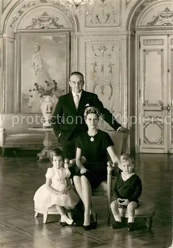 AK / Ansichtskarte Adel Le Prince Rainier III La Princesse Grace  Le Prince Albert La Princesse Caroline Adel