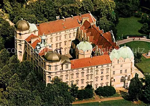 AK / Ansichtskarte Celle_Niedersachsen Schloss Fliegeraufnahme Celle_Niedersachsen