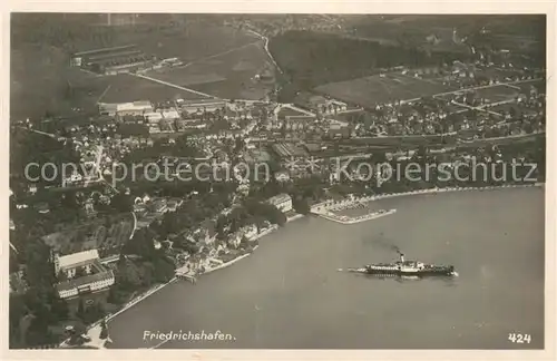 AK / Ansichtskarte Friedrichshafen_Bodensee Fliegeraufnahme Friedrichshafen Bodensee