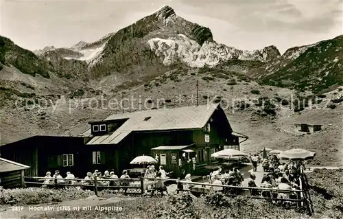 AK / Ansichtskarte Hochalm_1705m_Wettersteingebirge_AT Hochalm Aussenansicht m. Terrasse u. Alpspitze 