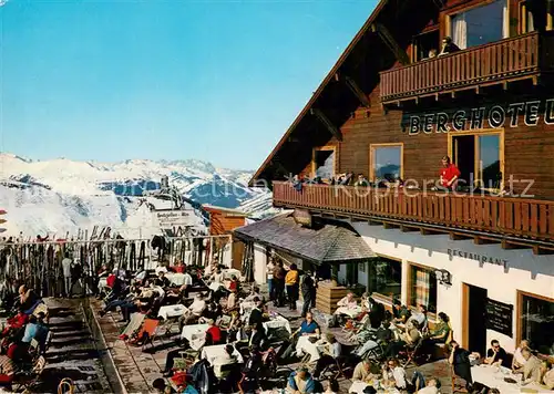 AK / Ansichtskarte Zell_See_AT Berghotel Terrassen Ansicht 