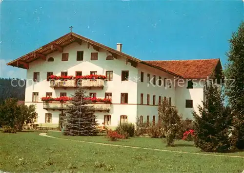 AK / Ansichtskarte Spielwang_Traunstein_Oberbayern Scheuerlhof Aussenansicht Spielwang_Traunstein