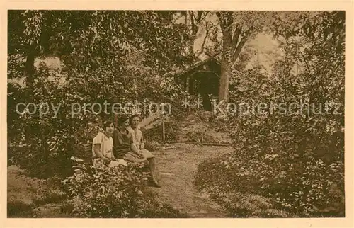 AK / Ansichtskarte Noerdlingen Haushaltungs und Handarbeitsschule mit ev Maedchenpensionat Garten Noerdlingen