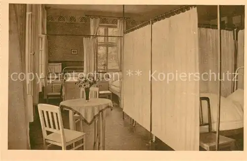 AK / Ansichtskarte Noerdlingen Haushaltungs und Handarbeitsschule mit ev Maedchenpensionat Schlafsaal Noerdlingen