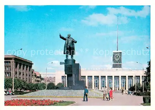 AK / Ansichtskarte Leningrad_St_Petersburg Denkmal V.I.Lenin Bei Finlandskogo Bahnhof Leningrad_St_Petersburg