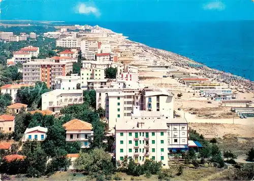 AK / Ansichtskarte Milano_Marittima Panorama Alberghi e Spiaggia Milano_Marittima