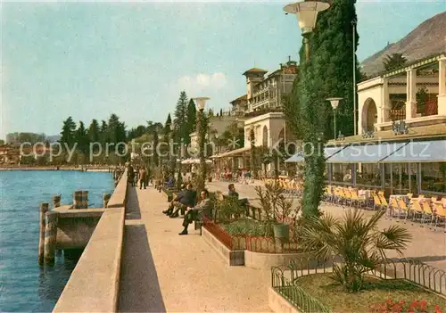 AK / Ansichtskarte Gardone_Riviera_di_Garda_IT Lungolage 