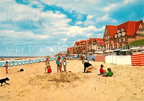 AK / Ansichtskarte Den Haan_Belgie Strand en zeedijk 