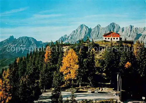 AK / Ansichtskarte Hochwurzenhuette mit Dachsteinsuedwaenden und Bischofsmuetze Hochwurzenhuette