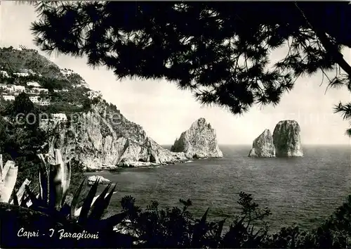 AK / Ansichtskarte Capri_Italia The two Rocks called e Faraglioni which emerge from the Sea 
