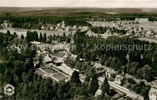 AK / Ansichtskarte Villingen_ Schwenningen Fliegeraufnahme mit Kuranlagen 