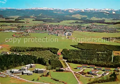 AK / Ansichtskarte Neutrauchburg Fliegeraufnahme mit Argentalklinik und Kuranstalt Alpenblick Neutrauchburg