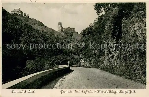 AK / Ansichtskarte Berncastel_Bernkastel Kues Partie im Teisenbachtal Blick auf Burg und Canisiushaus Berncastel