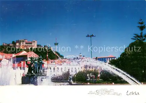 AK / Ansichtskarte Leiria_PT Wasserspiele Blick zur Burg 