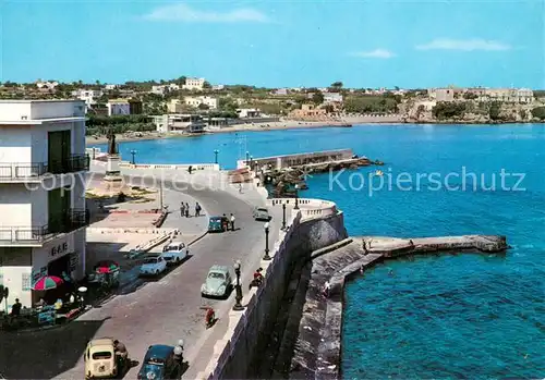 AK / Ansichtskarte Otranto_Lecce_IT Piazza Cavour e lungomare 