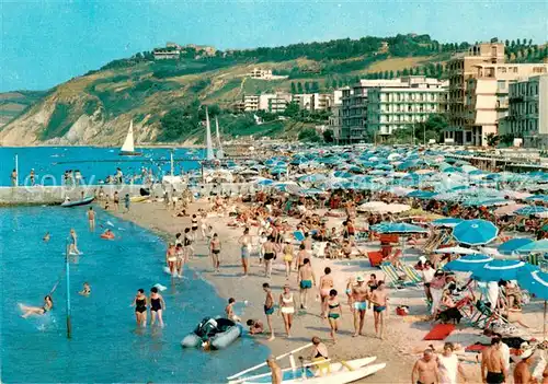 AK / Ansichtskarte Gabicce_Mare_IT Panorama Strandpartie 