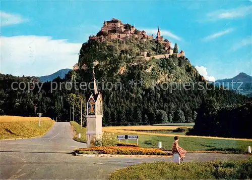 AK / Ansichtskarte Hochosterwitz_Burg Panorama mit Bildstock Hochosterwitz_Burg