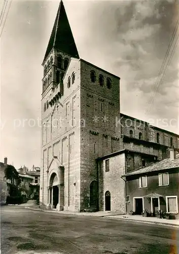 AK / Ansichtskarte Tournus_71 Eglise Saint Philibert La Facade Occidentale vue du Sud Ouest 