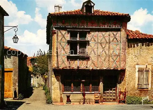 AK / Ansichtskarte Saint Bertrand de Comminges Une Vieille Maison Saint Bertrand de Comminges