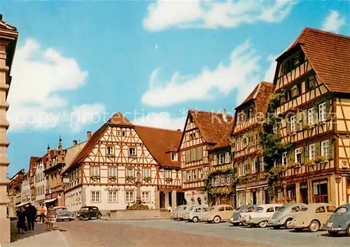 AK / Ansichtskarte Bretten_Baden Marktplatz Altstadt Fachwerkhaeuser Bretten_Baden