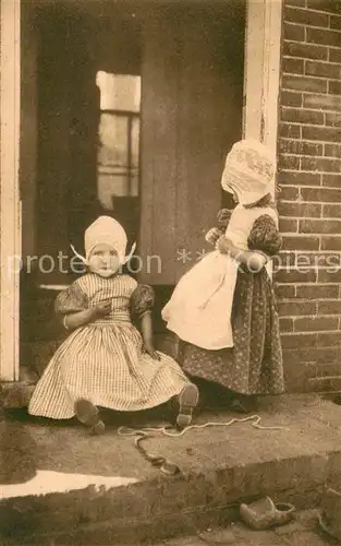 AK / Ansichtskarte Volendam Volendammer Kinderen Volendam