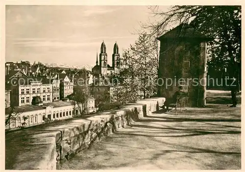 AK / Ansichtskarte Zuerich_ZH Blick vom Lindenhof Grossmuenster Zuerich_ZH