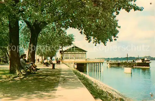 AK / Ansichtskarte Zemun_Semlin_Zimony_Serbia Obala Uferpromenade Bootsanleger 