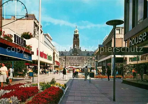 AK / Ansichtskarte Rotterdam Rathaus mit Lijnbaan Fussgaengerzone Rotterdam