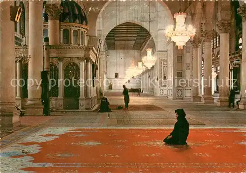 AK / Ansichtskarte Beirut Interieur d une Mosquee Beirut