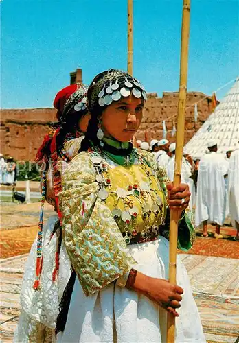 AK / Ansichtskarte Chelh_Ech_Chelh_Algerie Jeune fille Chelh 