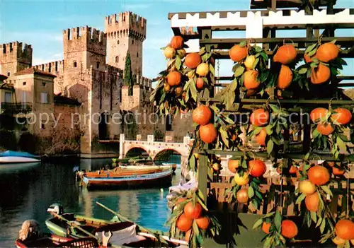AK / Ansichtskarte Sirmione_Lago_di_Garda Il Castello Scaligero Sirmione_Lago_di_Garda
