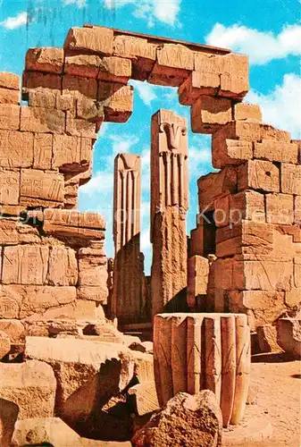 AK / Ansichtskarte Karnak_Egypt Papyrus und Lotus Saeulen Karnak Egypt