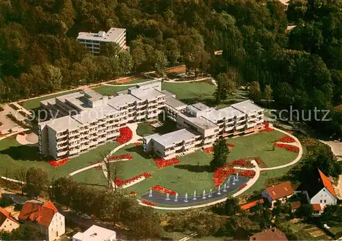 AK / Ansichtskarte Bad_Lippspringe Karl Hansen Klinik Sanatorium Quellenpark Fliegeraufnahme Bad_Lippspringe
