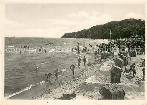 AK / Ansichtskarte Goehren_Ruegen Strand mit Hoert Goehren Ruegen