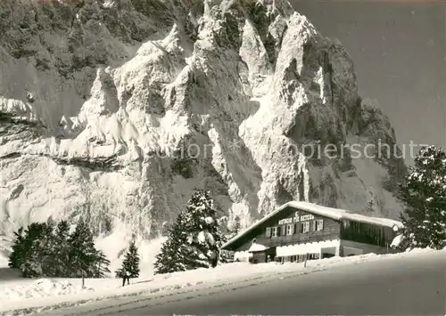 AK / Ansichtskarte Selva_Wolkenstein_Val_Gardena_IT Schutzhaus 