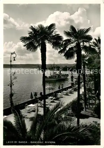 AK / Ansichtskarte Gardone_Riviera_di_Garda_IT Teilansicht m. Ausflugsdampfer 