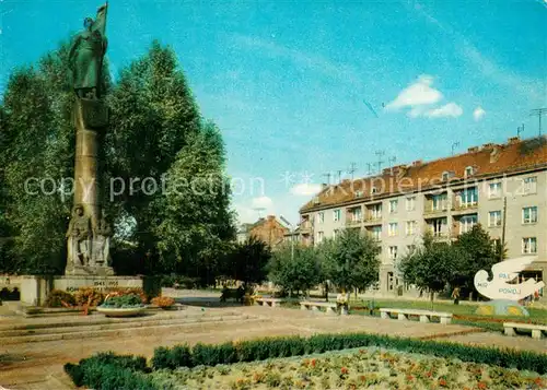 AK / Ansichtskarte Ostrowiec_Swietokrzyski_PL Plac Wolnosci 