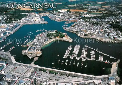AK / Ansichtskarte Concarneau_29_Finistere Le port de peche la Ville Close Le Port de plaisance Vue aerienne 